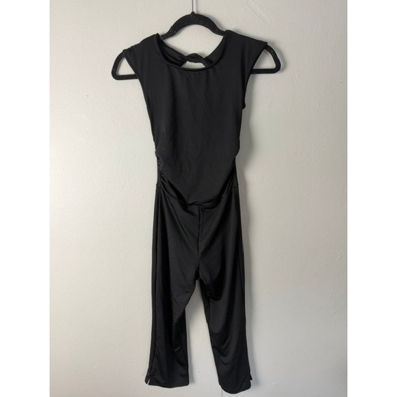 Fashion Nova Pants - Fashion Nova Kelly Open Back Capri Jumpsuit Black PJA8966 XS NWT